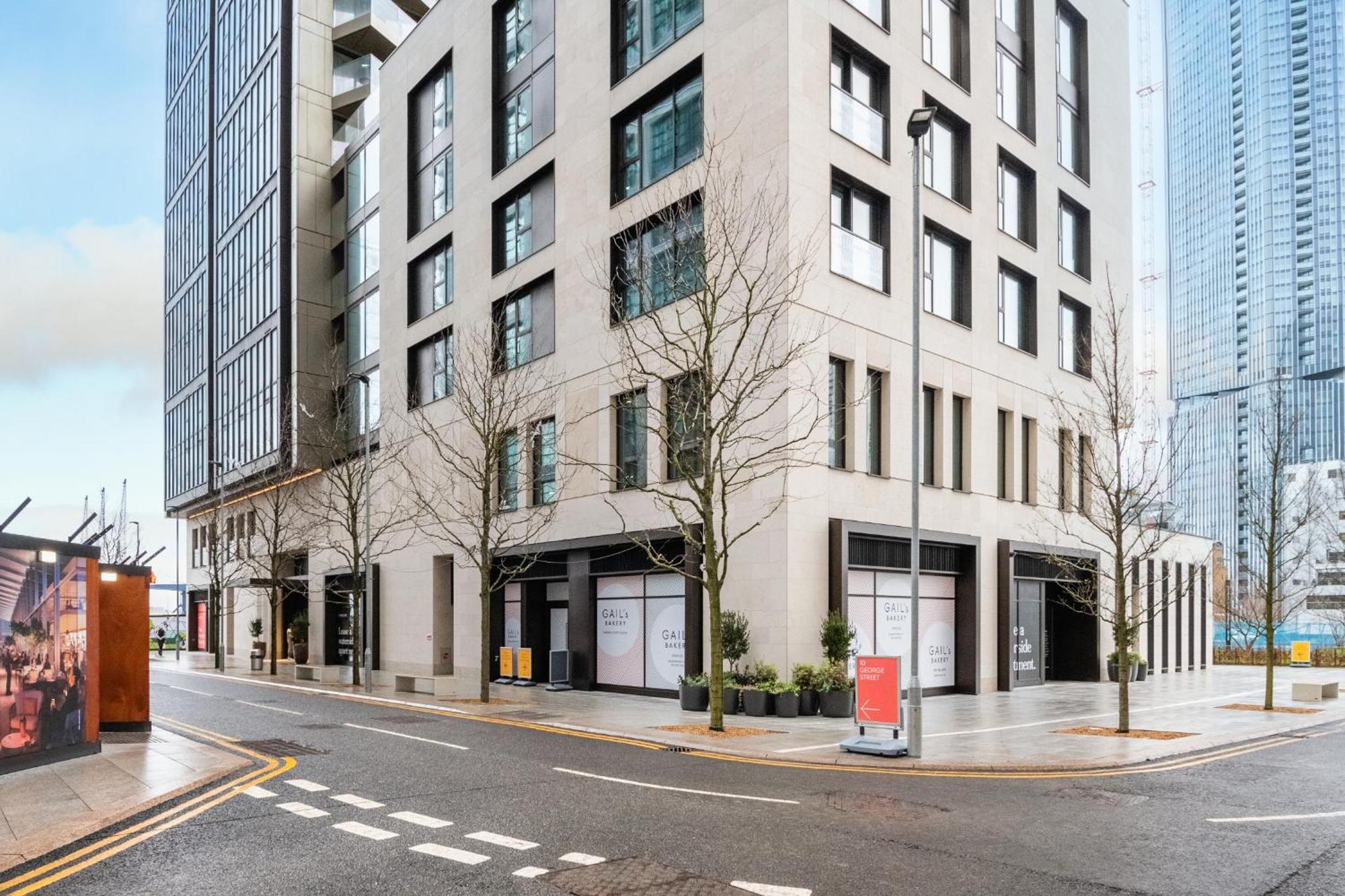 Elegant And Modern Apartments In Canary Wharf Right Next To Thames Londen Buitenkant foto