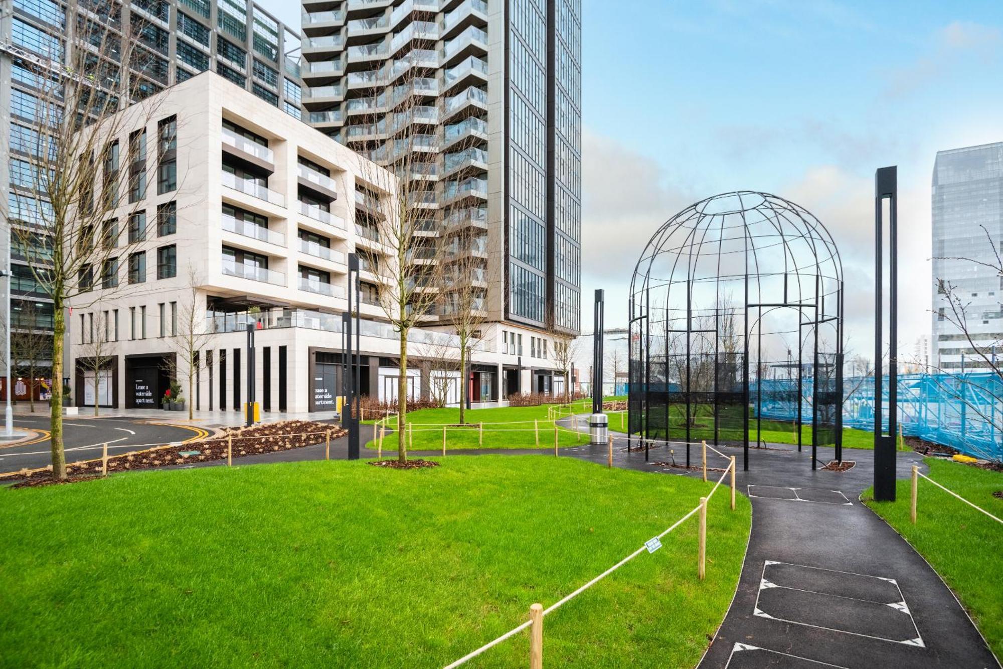 Elegant And Modern Apartments In Canary Wharf Right Next To Thames Londen Buitenkant foto