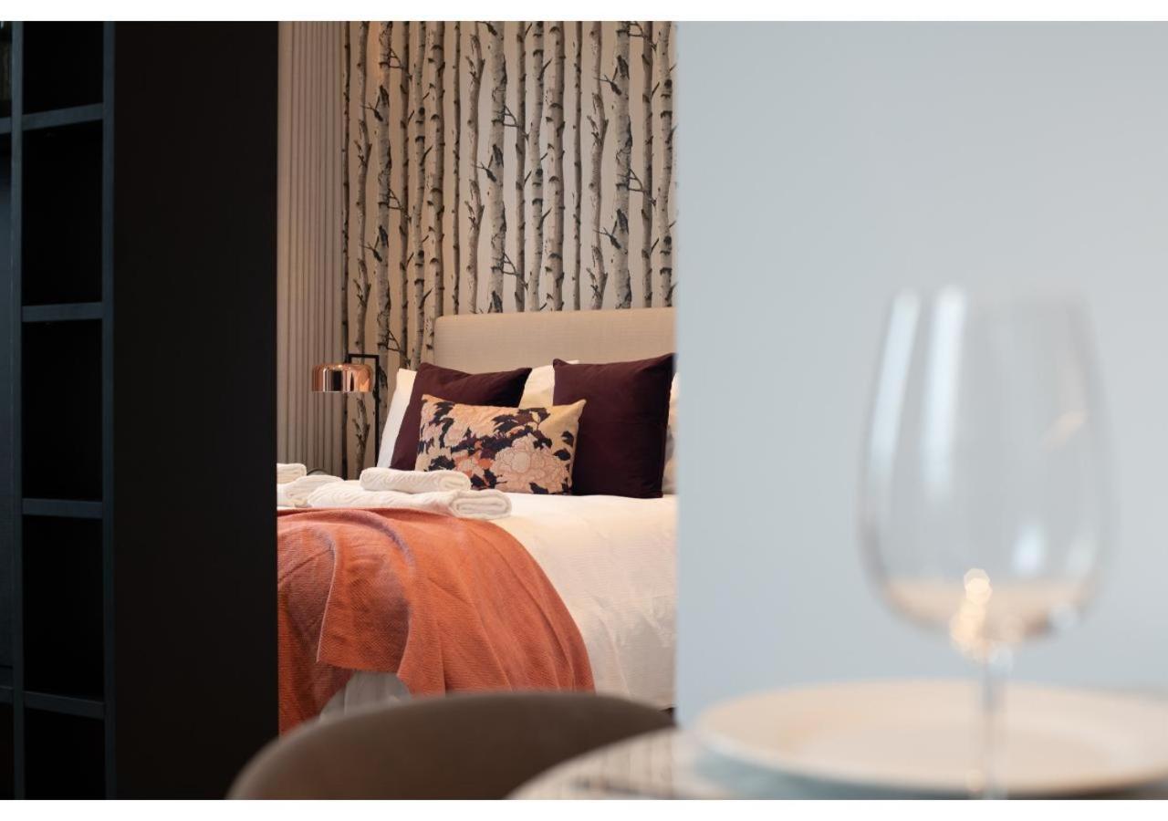 Elegant And Modern Apartments In Canary Wharf Right Next To Thames Londen Buitenkant foto